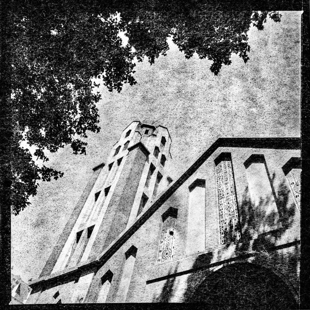 JUVISY Cathédrale 17 par Christian Bassot